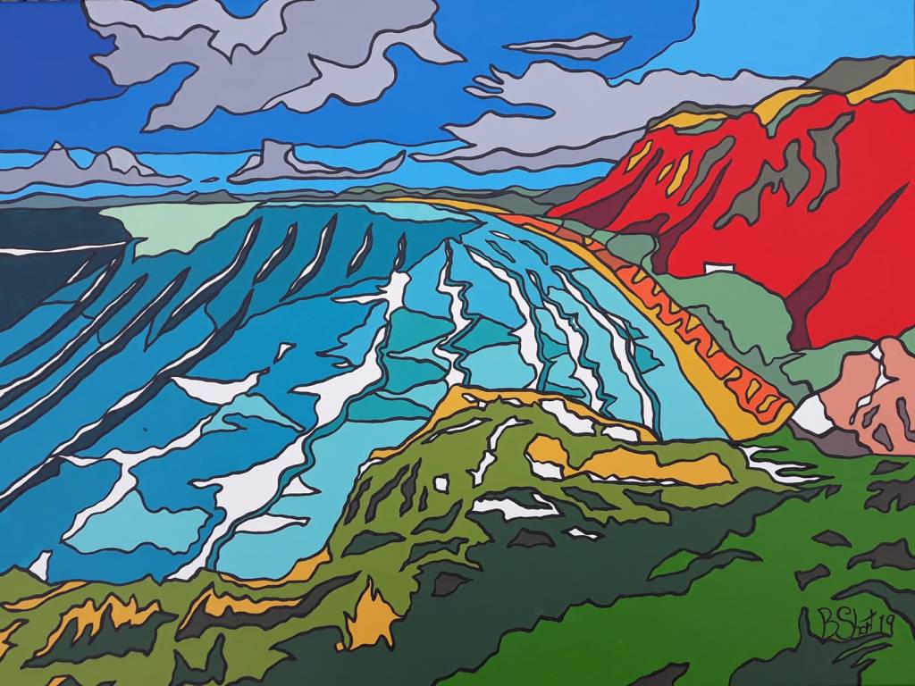 Farbenfrohe Landschaftsmalerei mit einem blauen Himmel, sanften Wellen und roten Klippen, die eine dynamische Küstenlinie darstellen.